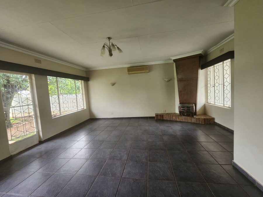 To Let 3 Bedroom Property for Rent in Naudeville Free State
